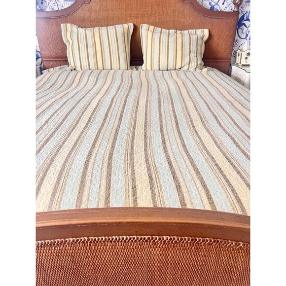 3-pc Tommy Bahama Home Set FULL/QUEEN Quilt 87"W x 91"L 2 Standard Pillow Sham - Picture 2 of 11